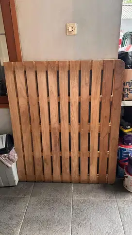 Dipan Kasur Kayu (Bisa dilipat)