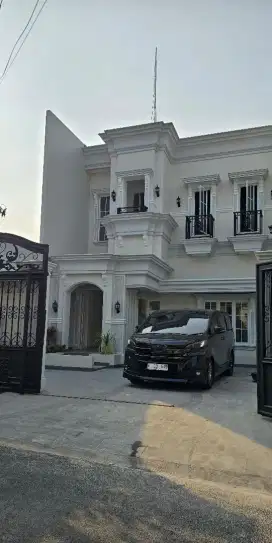 TOYOTA VELLFIRE 2017 A/T - HITAM - TANGAN PERTAMA