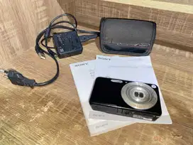 Camera Digicam Sony W710