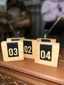 Nomor Meja Coffee Shop/Cafe/Resto
