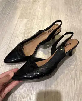 Preloved Fioni Heels