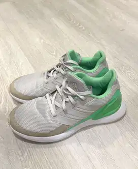 Preloved Sepatu Adidas