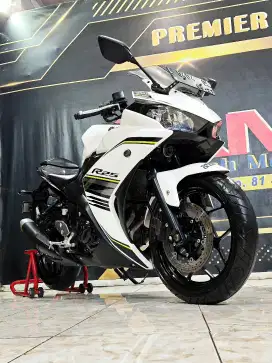 R25 Putih mutiara 2017 mewah murah siap gass.Anugerah motor rungkut