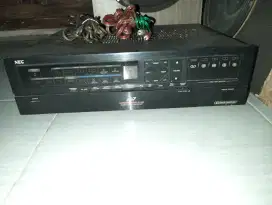 Amplifier merek NEC AV 300