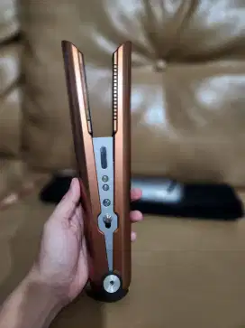Dijual catokan dyson kondisi like new