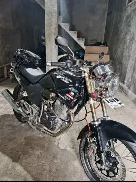 Honda Tiger 2004