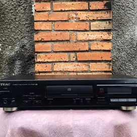Cd Player Teac CD-P1160D pemutar cd