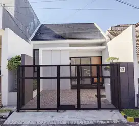 Rumah Baru Siap huni lokasi Wiguna Tengah, GunungAnyar Surabaya Timur