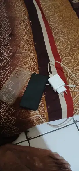 oppo reno 4 ram 8+5 / 128 Gb