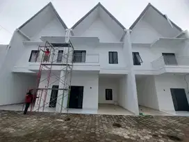 Jual Rumah 2 Lantai Siap huni di Wage, Taman Sidoarjo