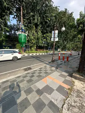 JUAL TANAH RAYA BUBUTAN KOMERSIAL SURABAYA PUSAT LUAS 2.5 HA BAGUS SHM