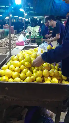 Cari tnaga gudang buah