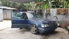 Mercedes Benz E320 Sportline 1995