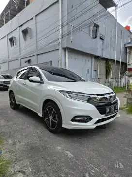 HRV PRESTIGE MATIC 2020 KM 45rb