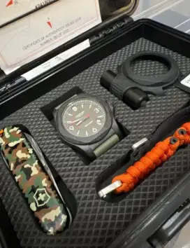 Victorinox Swiss Army INOX Carbon 241800 Limited Edition 1200 Pieces