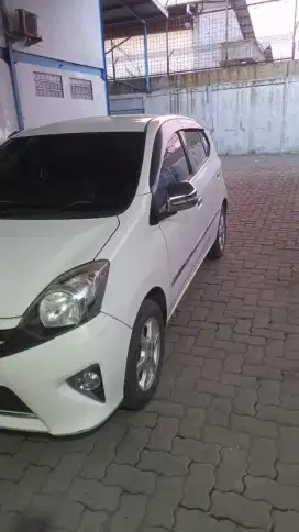 Agya G manual putih tg 1 cat ori