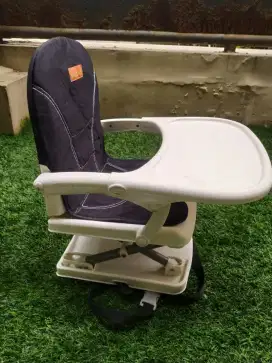 Kursi makan foldable baby elle booster seat