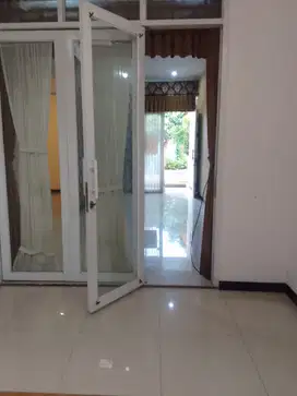 Disewakan Rumah Langka Jarang Ada Taman Kopo Indah 5
