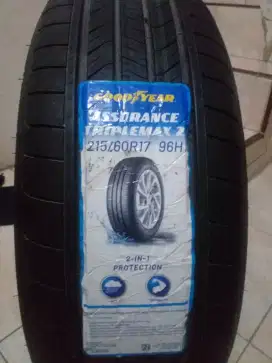 Ban Goodyear 215/60 R17