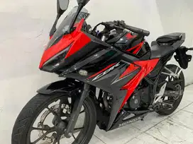 Cbr facelift 2019 b dki km low