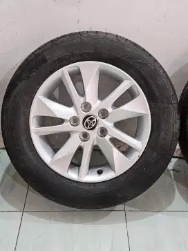 Velg + ban Innova Reborn Type V