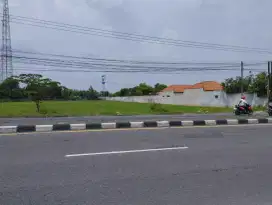 Tanah Luas Dan Bagus di Jl Solo-Surabaya