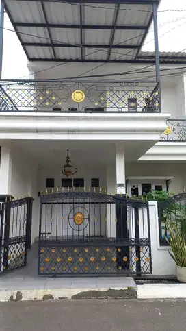 Rumah 2 lantai Bukit Dago baru renov