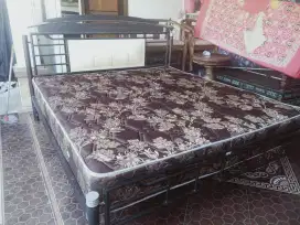 Dipan besi+springbed