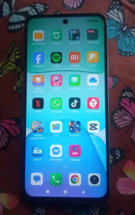Di jual redmi 13 x ram 8+8.256 barang gak ada minus