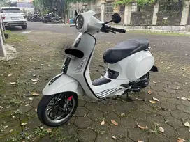 Vespa Primavera i-get 2017