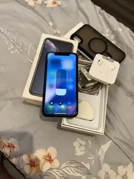 Dijual Iphone Xr Black 128GB Terdaftar Lengkap