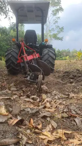Traktor Mini 4 Roda Tym