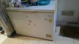 Freezer midea kulkas midea freeser midea pendingin midea