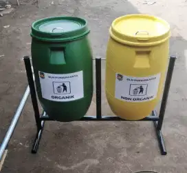 Tong sampah drum plastik 2pilah 60 liter