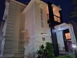 Rumah di Lokasi Strategis