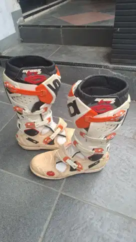 sepatu trail SIDI supercross 2 size 46 fit to 44
