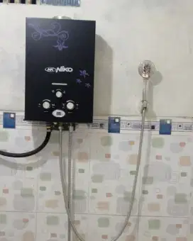 (Pemanas Air Kamar Mandi Merk Niko)