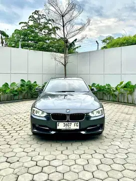BMW 320i Sport F30 2015 Matic