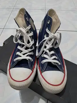Sepatu Converse Size 37