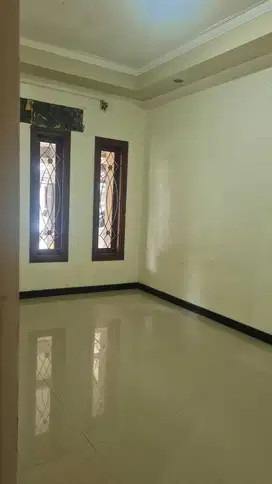 Dijual Rumah murah di Kota Baru Parahyangan