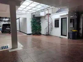Rumah Tua Kemang Anggap Beli Tanah Lokasi Dkt Raya Raya Kemang Timur