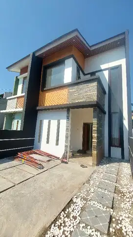 DIJUAL RUMAH PANDA UTARA PEDURUNGAN SEMARANG