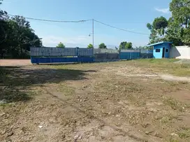 di jual tanah bonus bangunan beserta isinya /take over