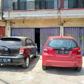Disewakan Ruko gandeng 3 lantai akses Strategis