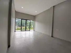 Ruko 3 Lantai Premium di Jalan Raya Sawangan, Depok – Lokasi Strategis