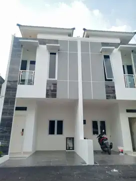 Rumah Baru Dijual Murah 2 Lantai Lokasi Strategis