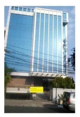Dijual gedung 6, 5 lantai di Raden Saleh jakarta pusat