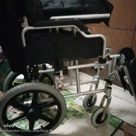 DIJUAL kursi roda