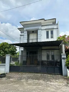 rumah  di cluster Golden Sanur, Greenwood, Semarang