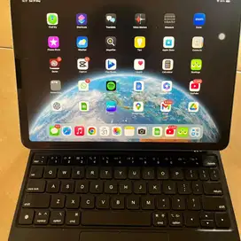 Dijual iPad Air 4 64GB Warna Blue Sky - Cocok untuk Mahasiswa & Kantor